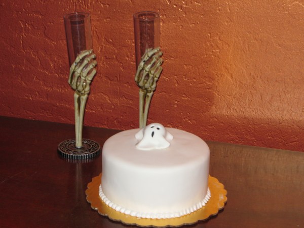 Courtney and David's Ghost Anniversary Cake